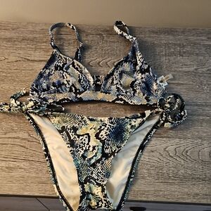 Shade & Shore Blue and Cream Snakeskin Print Bra